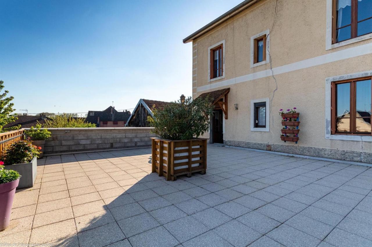 Les Hirondelles Villa Pesmes Eksteriør bilde